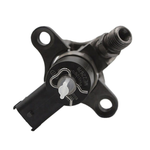 0445120049 ME223750 ME223002 4M50 Diesel Engine Injector Nozzle