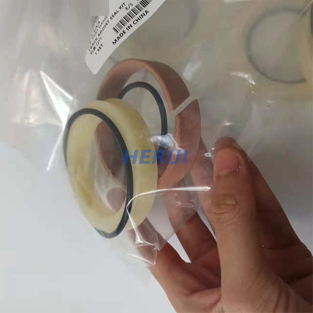 EX200-2/3/5 Track Adjust Seal Kit For Hitachi Excavator